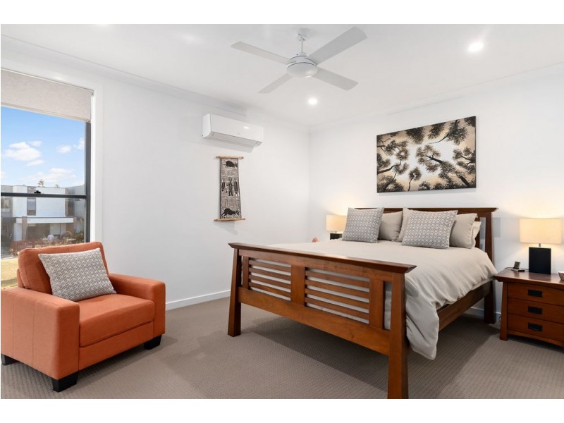 96/25 The Corso, North Lakes QLD 4509