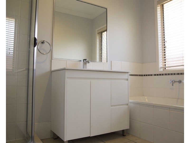 3 Dorrigo Court, North Lakes QLD 4509