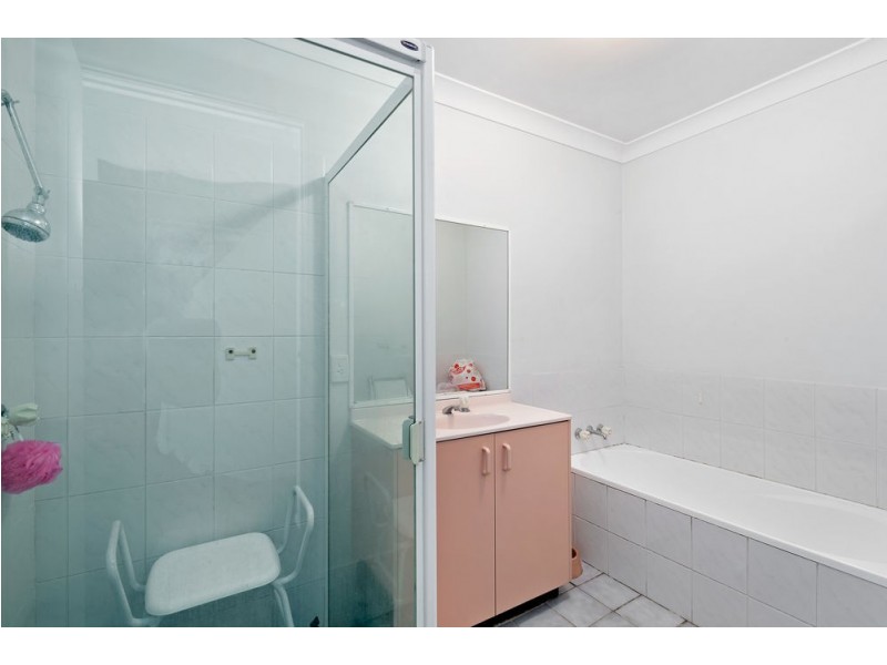 1 & 2/25 Mirrabook Street, Deception Bay QLD 4508