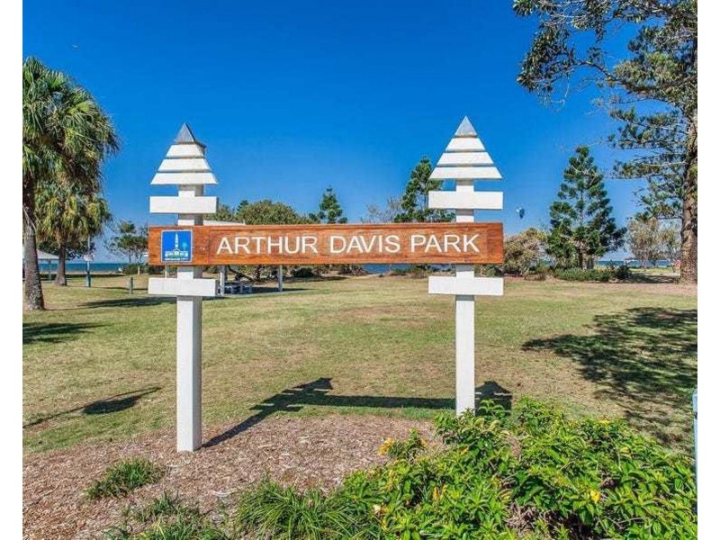 47 Perkins Street, Sandgate QLD 4017