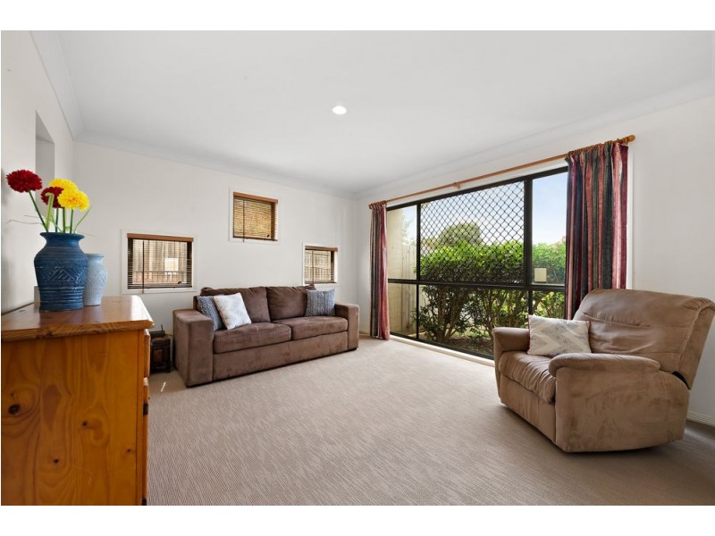 7 Ulysses Street, Kallangur QLD 4503