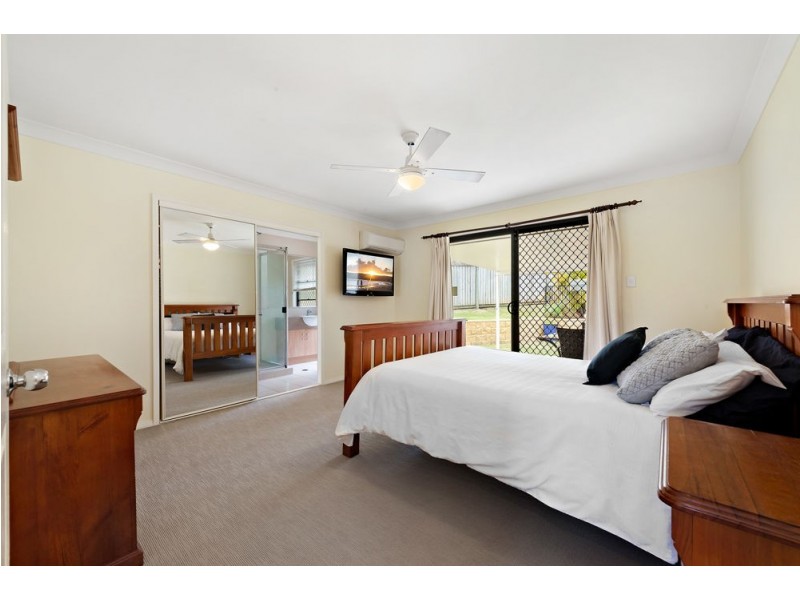 7 Ulysses Street, Kallangur QLD 4503