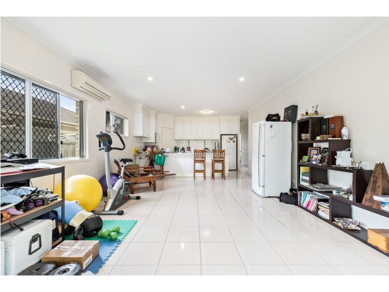 9 Morgan Street, North Lakes QLD 4509