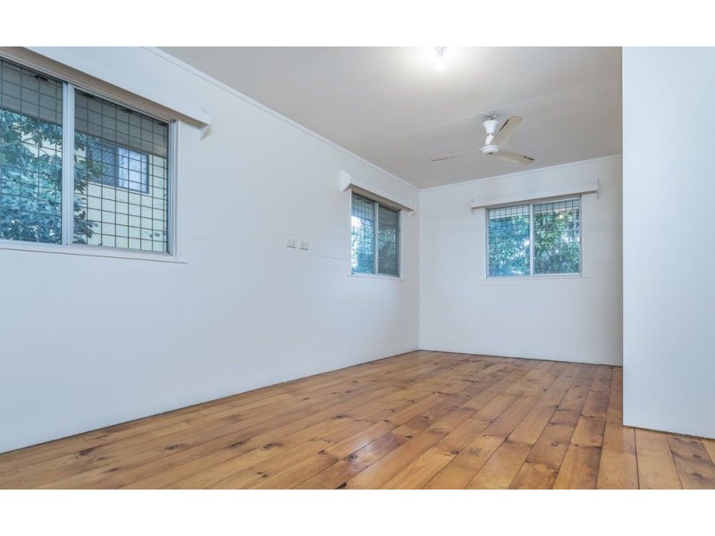 136 Duffield Road, Kallangur QLD 4503