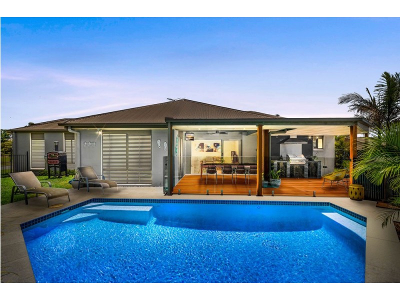 12 Hirsch Court, North Lakes QLD 4509