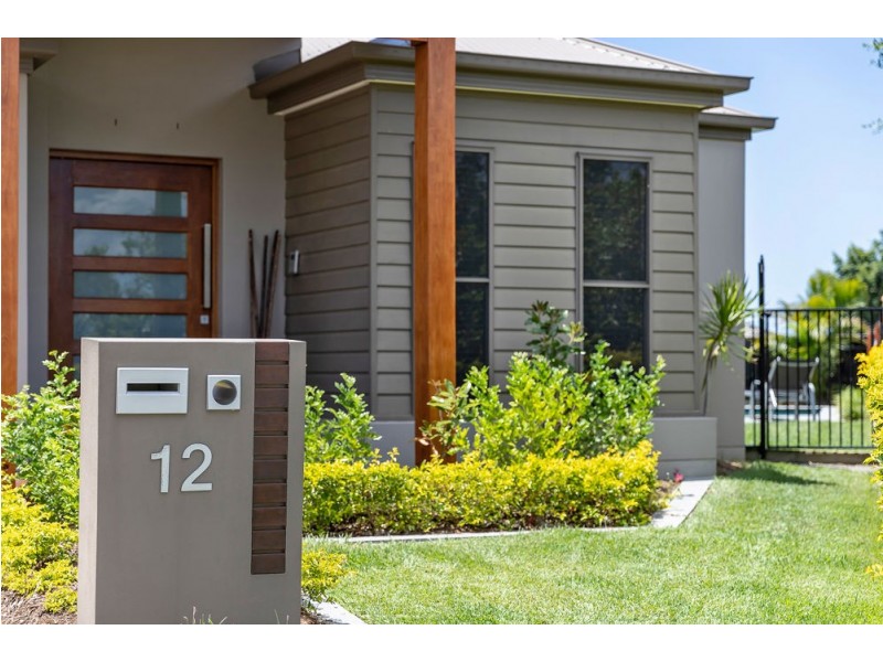 12 Hirsch Court, North Lakes QLD 4509