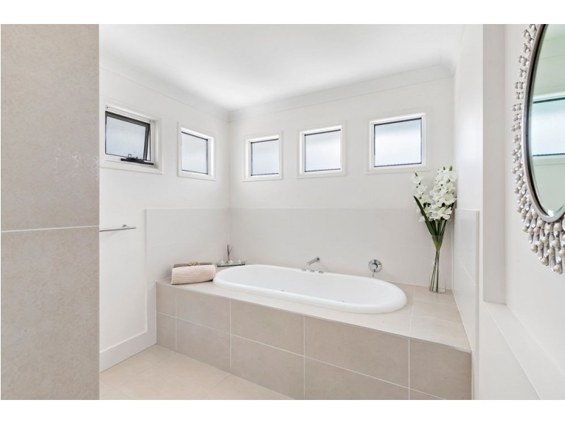 2 Gleeson Street, North Lakes QLD 4509