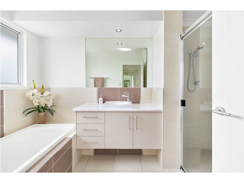 2 Gleeson Street, North Lakes QLD 4509