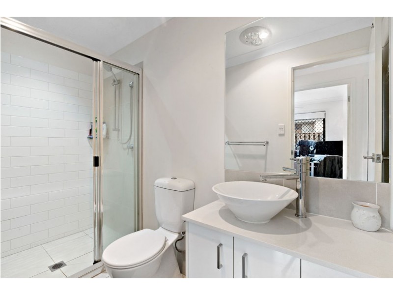 27 Lorikeet Parade, Dakabin QLD 4503