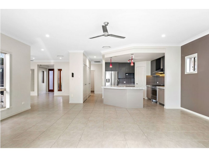 10 Gibbs Street, North Lakes QLD 4509