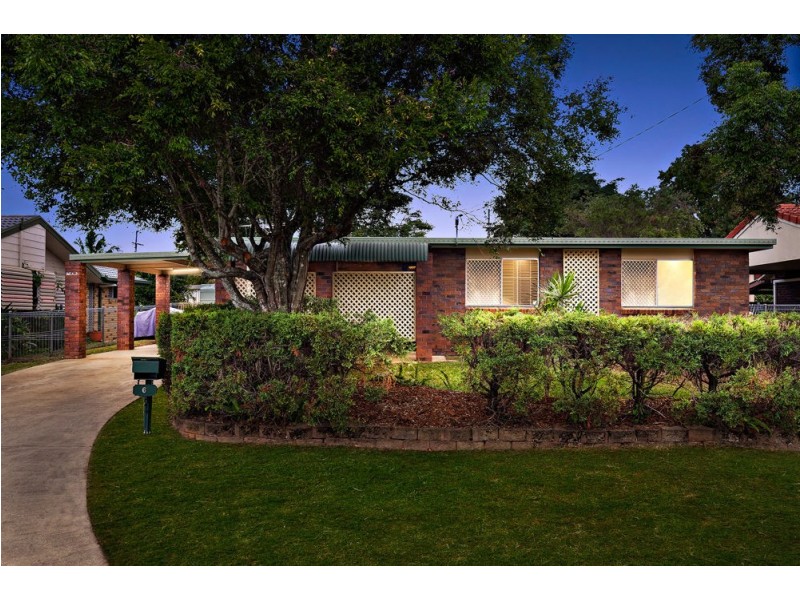 6 Olivia Drive, Kallangur QLD 4503
