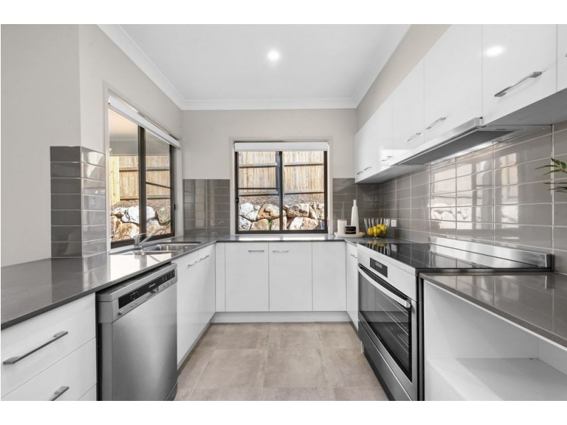 49 Darwin Circuit, North Lakes QLD 4509