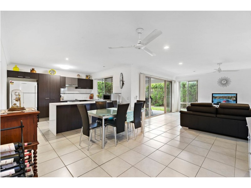 12 Churchill Circuit, Banyo QLD 4014