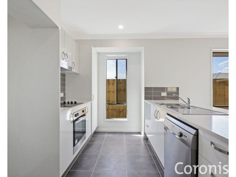27 Riviera Street, Burpengary QLD 4505
