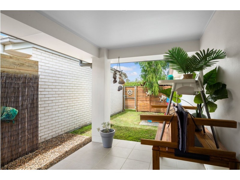 3 Ron Grant Lane, Caboolture South QLD 4510