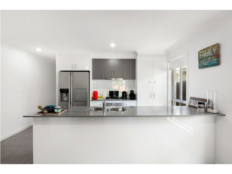 3 Ron Grant Lane, Caboolture South QLD 4510