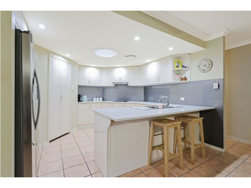 6 Karaman Court, Dakabin QLD 4503
