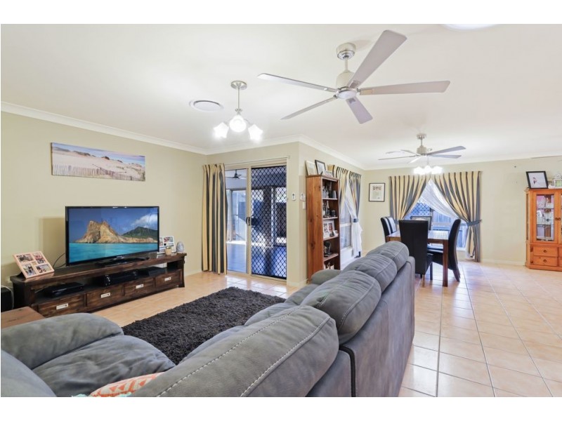 6 Karaman Court, Dakabin QLD 4503