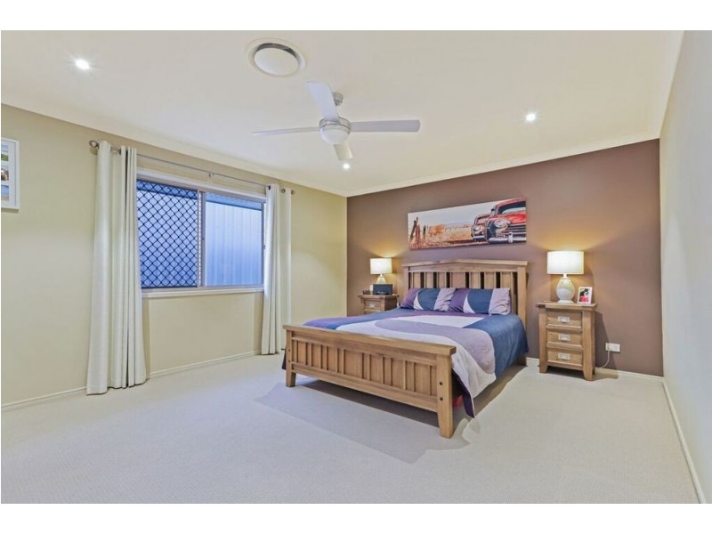 6 Karaman Court, Dakabin QLD 4503