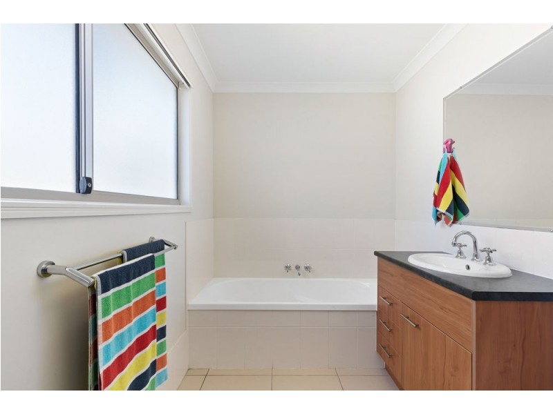 12 Faldo Court, North Lakes QLD 4509