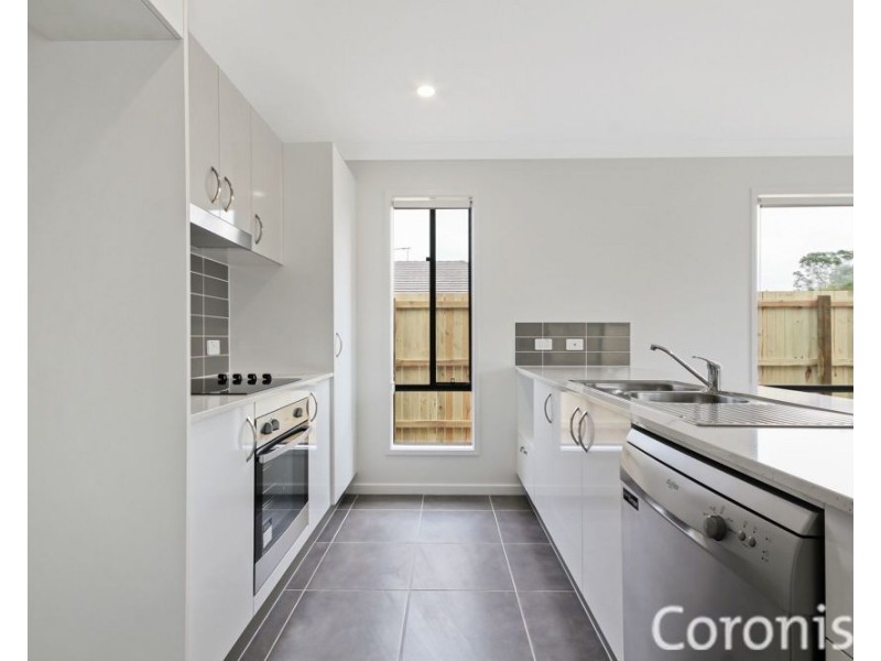 8 Riviera Street, Burpengary QLD 4505