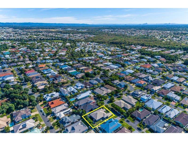 16 Millettia Close, North Lakes QLD 4509