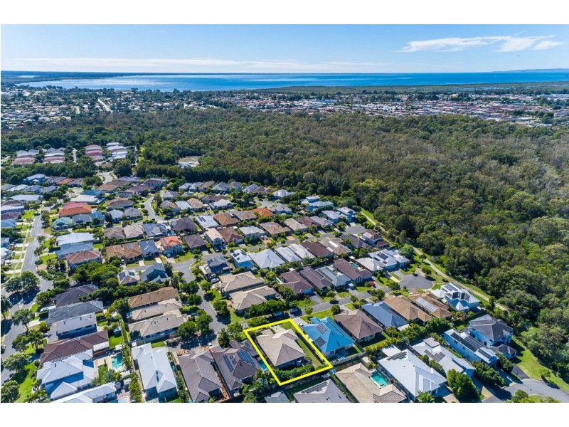 16 Millettia Close, North Lakes QLD 4509