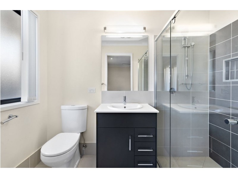 17 Edmund Circuit, North Lakes QLD 4509