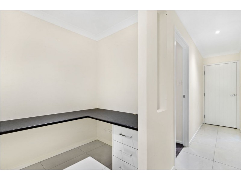 17 Edmund Circuit, North Lakes QLD 4509