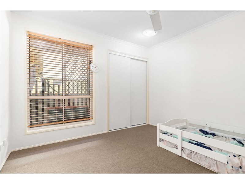 18 Southerden Drive, North Lakes QLD 4509