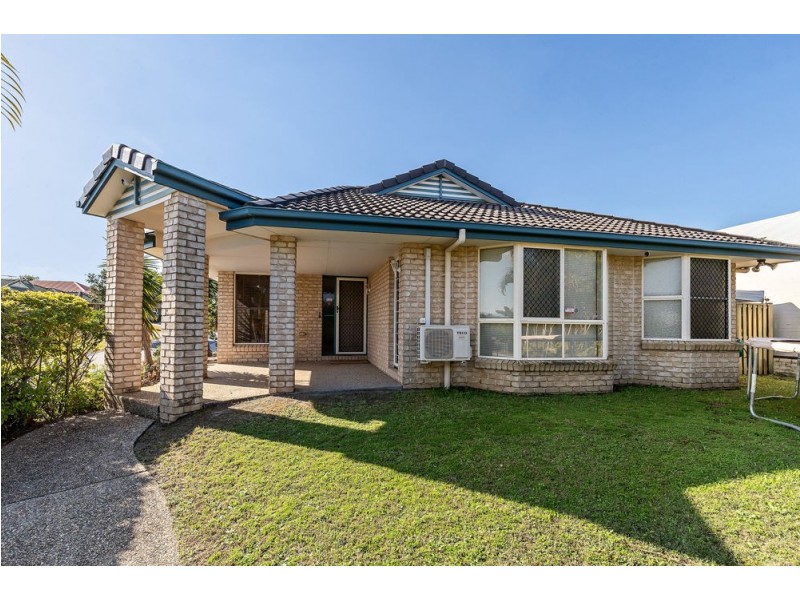 18 Southerden Drive, North Lakes QLD 4509