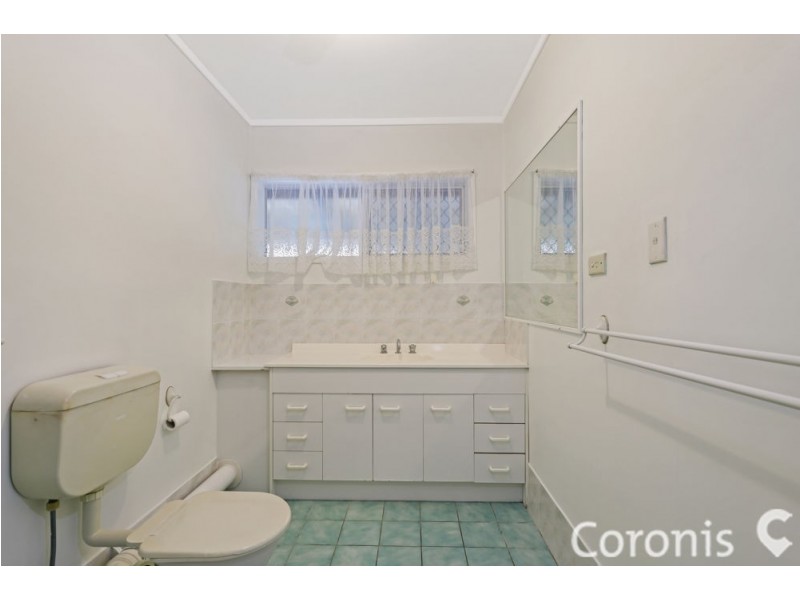 5 Alonga Court, Kallangur QLD 4503