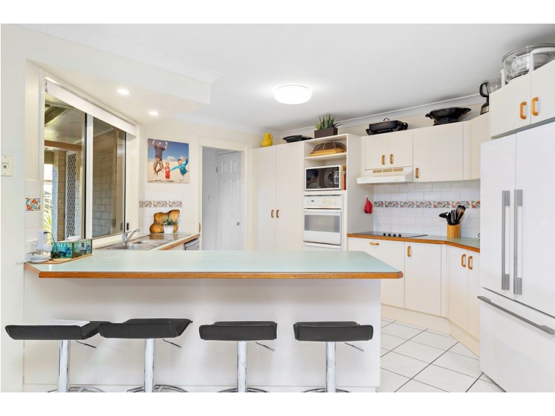 13 Mountain Blue Drive, Kallangur QLD 4503