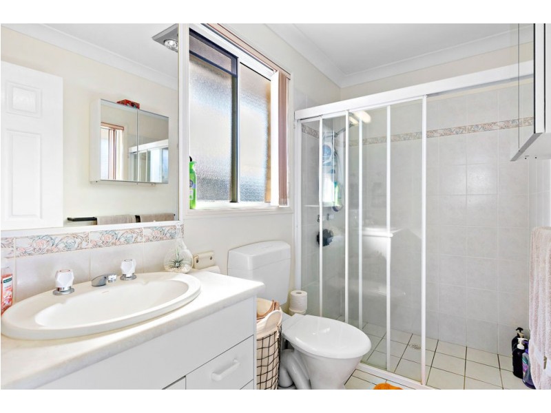 13 Mountain Blue Drive, Kallangur QLD 4503