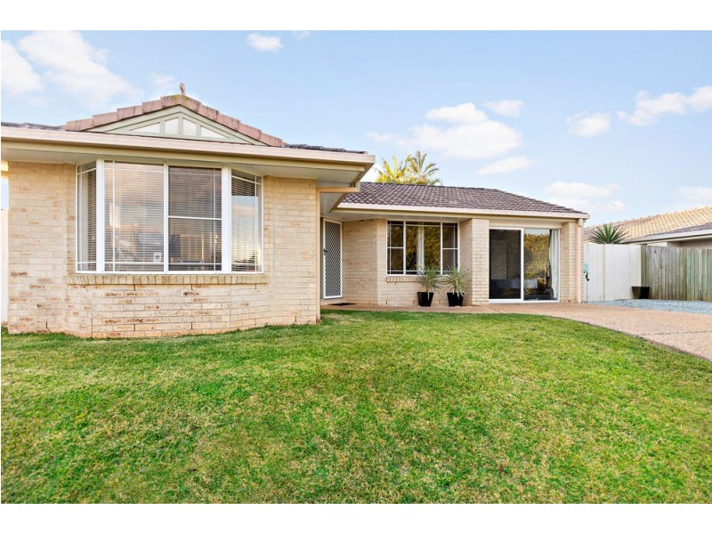 13 Mountain Blue Drive, Kallangur QLD 4503