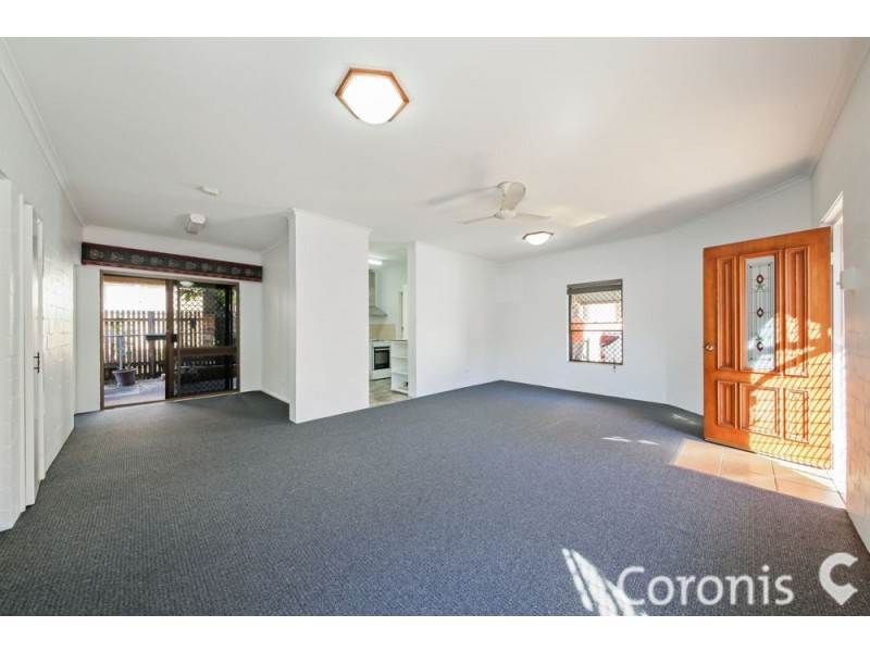 1/17 Dix Street, Redcliffe QLD 4020