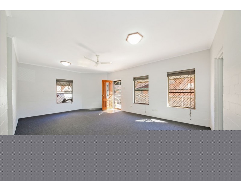 1/17 Dix Street, Redcliffe QLD 4020