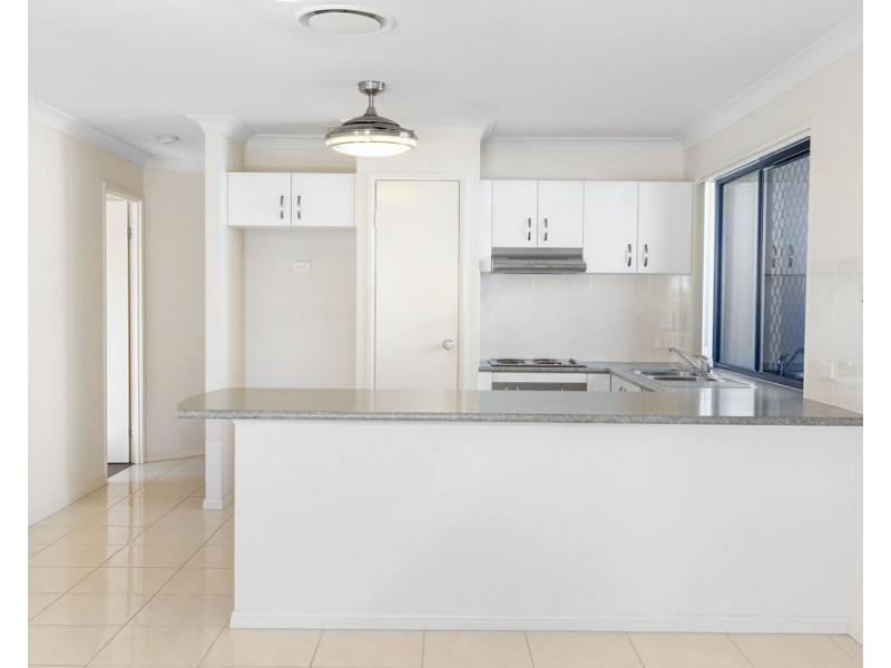 15 Desmond St, Narangba QLD 4504