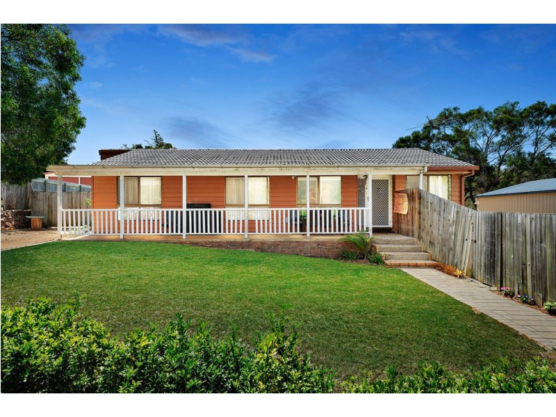 1 Ian Court, Kallangur QLD 4503