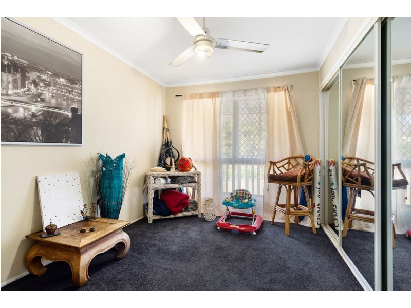 1 Ian Court, Kallangur QLD 4503