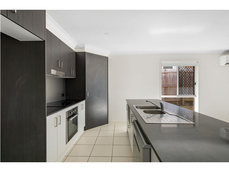 11 Hyperno Street, Kallangur QLD 4503