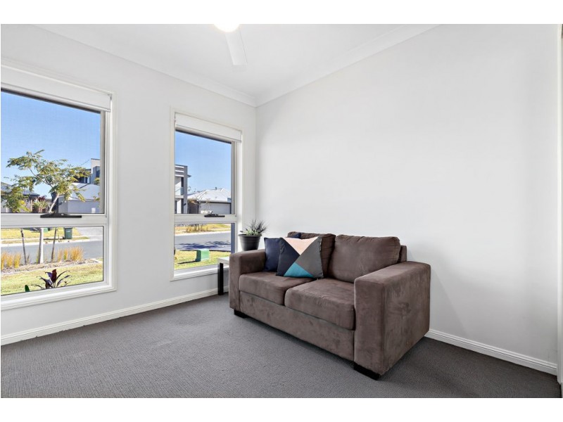 49 Campbell Drive, Mango Hill QLD 4509