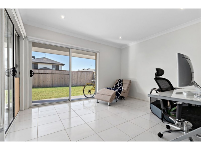 49 Campbell Drive, Mango Hill QLD 4509