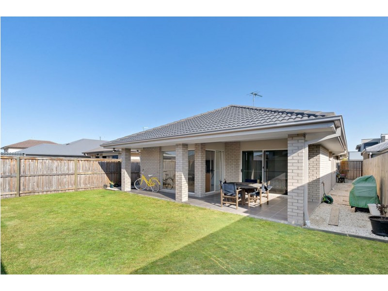 49 Campbell Drive, Mango Hill QLD 4509