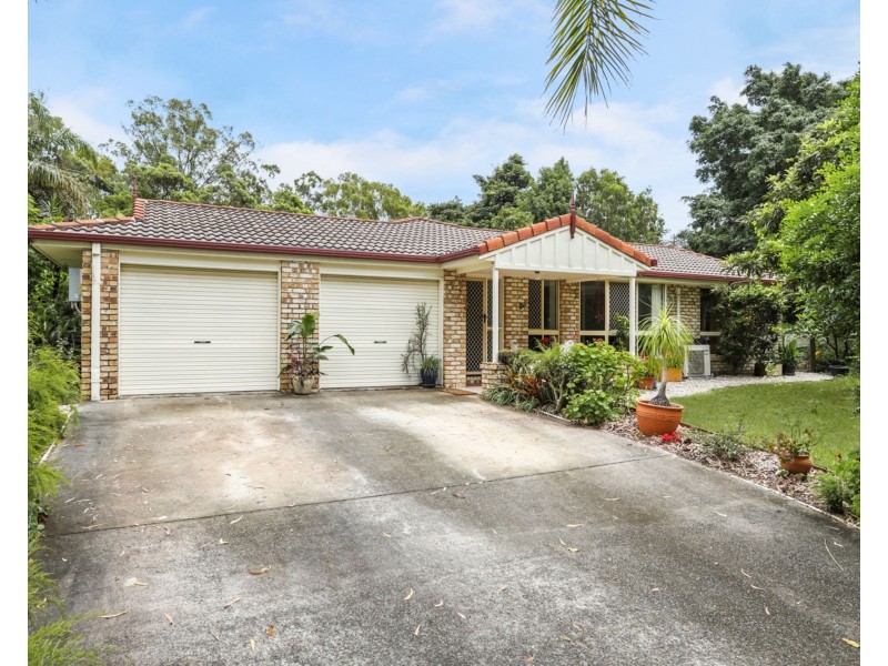 6 Hallett Crescent, Elimbah QLD 4516