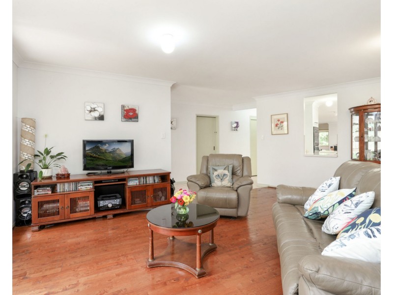 6 Hallett Crescent, Elimbah QLD 4516