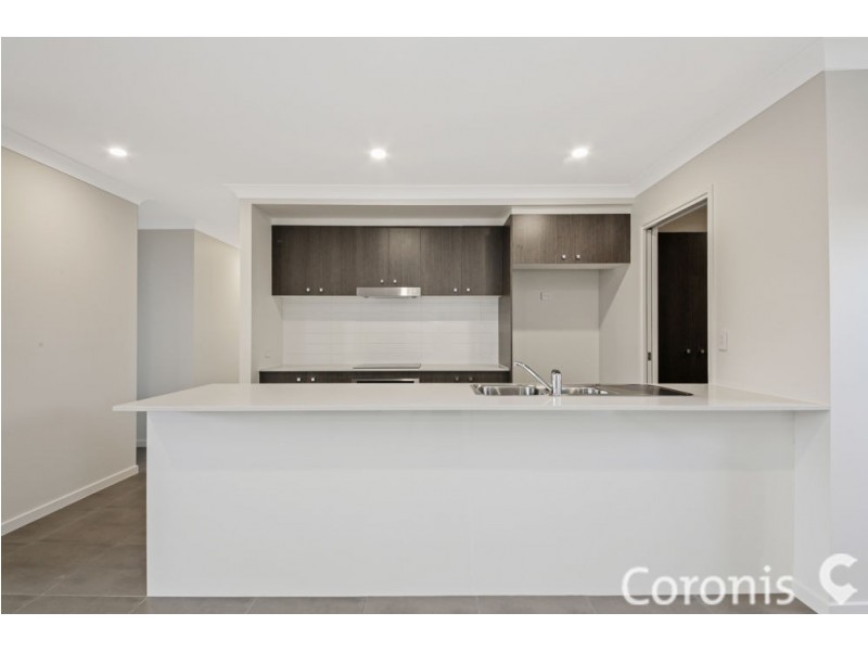 18 Promenade Circuit, Rothwell QLD 4022