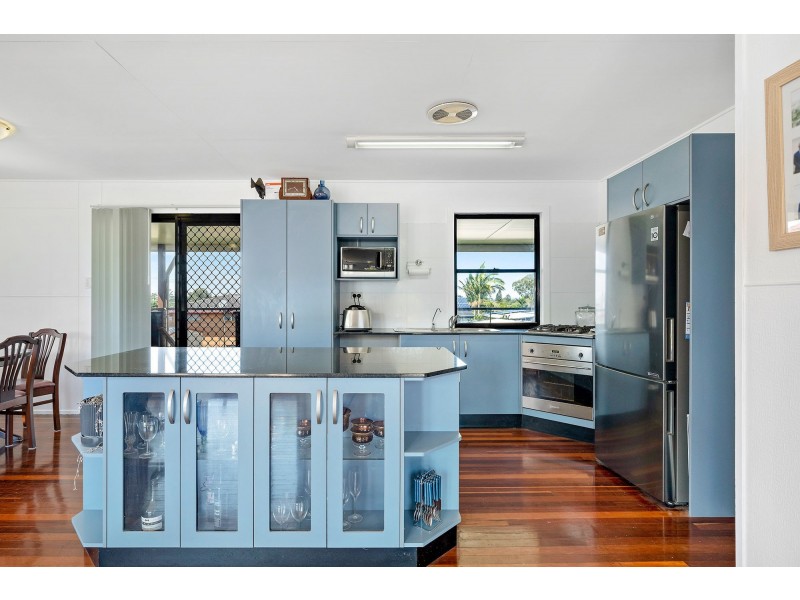 2 Windsor Street, Margate QLD 4019