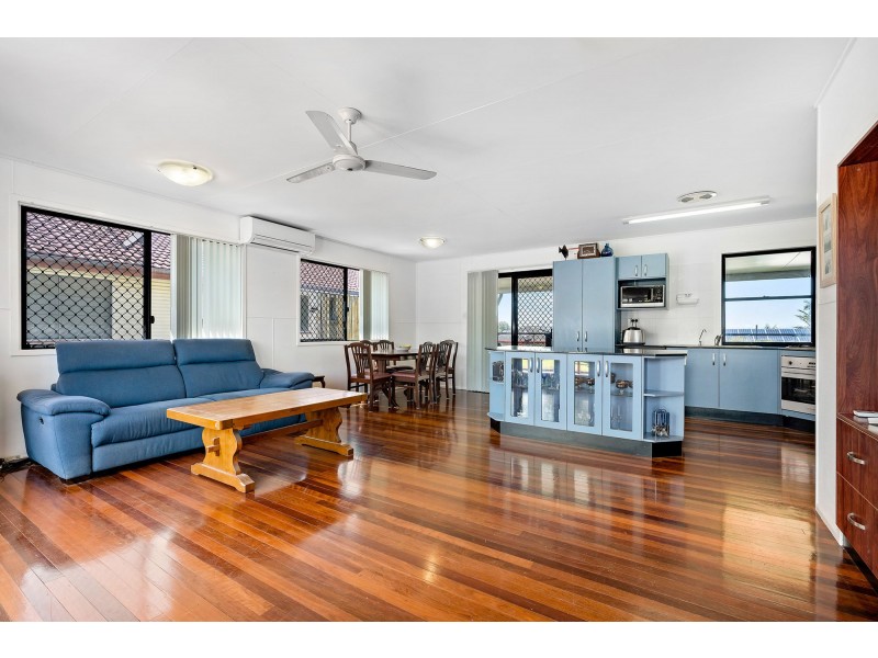 2 Windsor Street, Margate QLD 4019