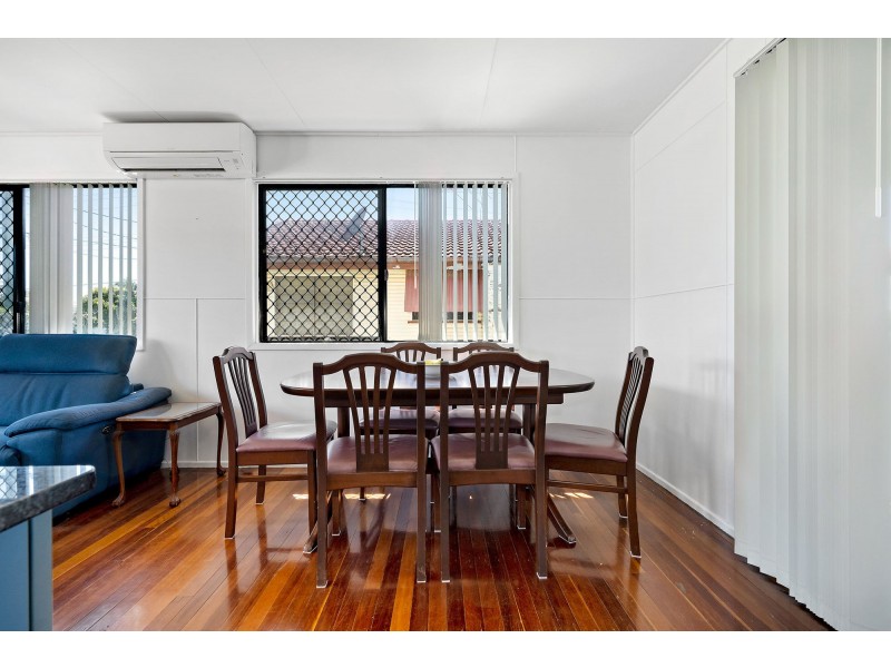 2 Windsor Street, Margate QLD 4019